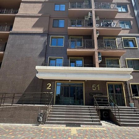 51 Перлина Апартаменти Біля Моря Odessa Esterno foto
